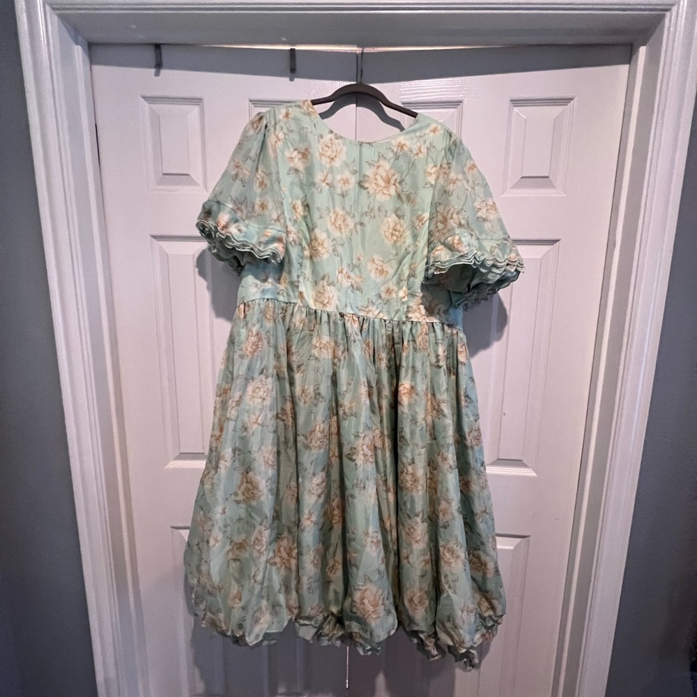 Ivy City Co Green and Cream Tiered Ruffled Sundress